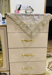 غرفة نوم • ١١ قطعة • للبيع