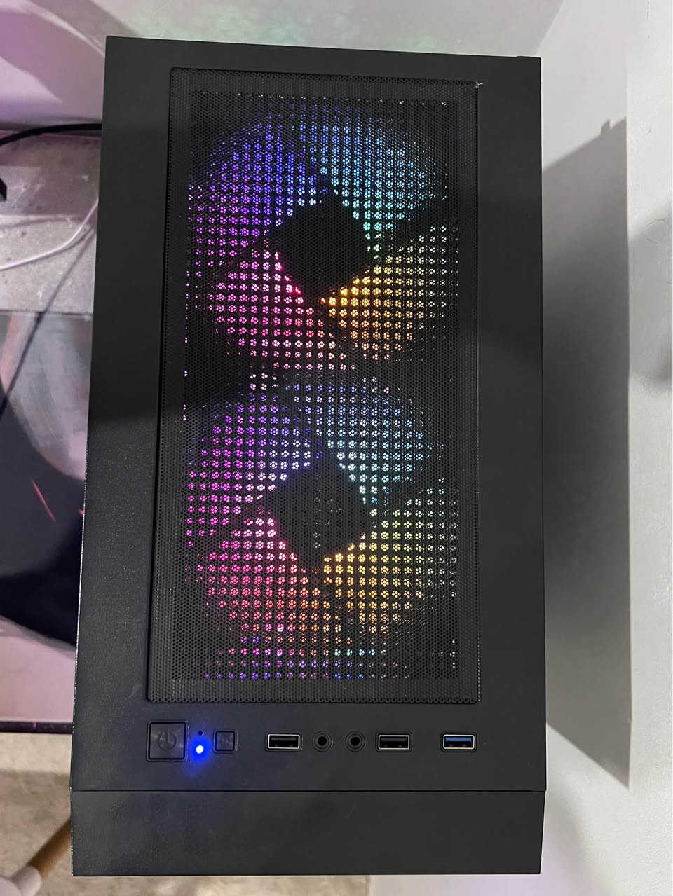 مواسەفات/مواصفات
MOTHERBOARD:H510 GIGABYTE 
CPU:I5 GEN 10
RAM:TARGET 16GB
GPU:GEFORCE RTX 3060 GAINWARD
INTERCOOLER
بە پارچەش ئەیفرۆشم ئەگەر پارچەت ویست
ابيع القطع واحد واحد اذا رايدين القطع
telephone:***********
رقم:*********** السليمانية, العراق
