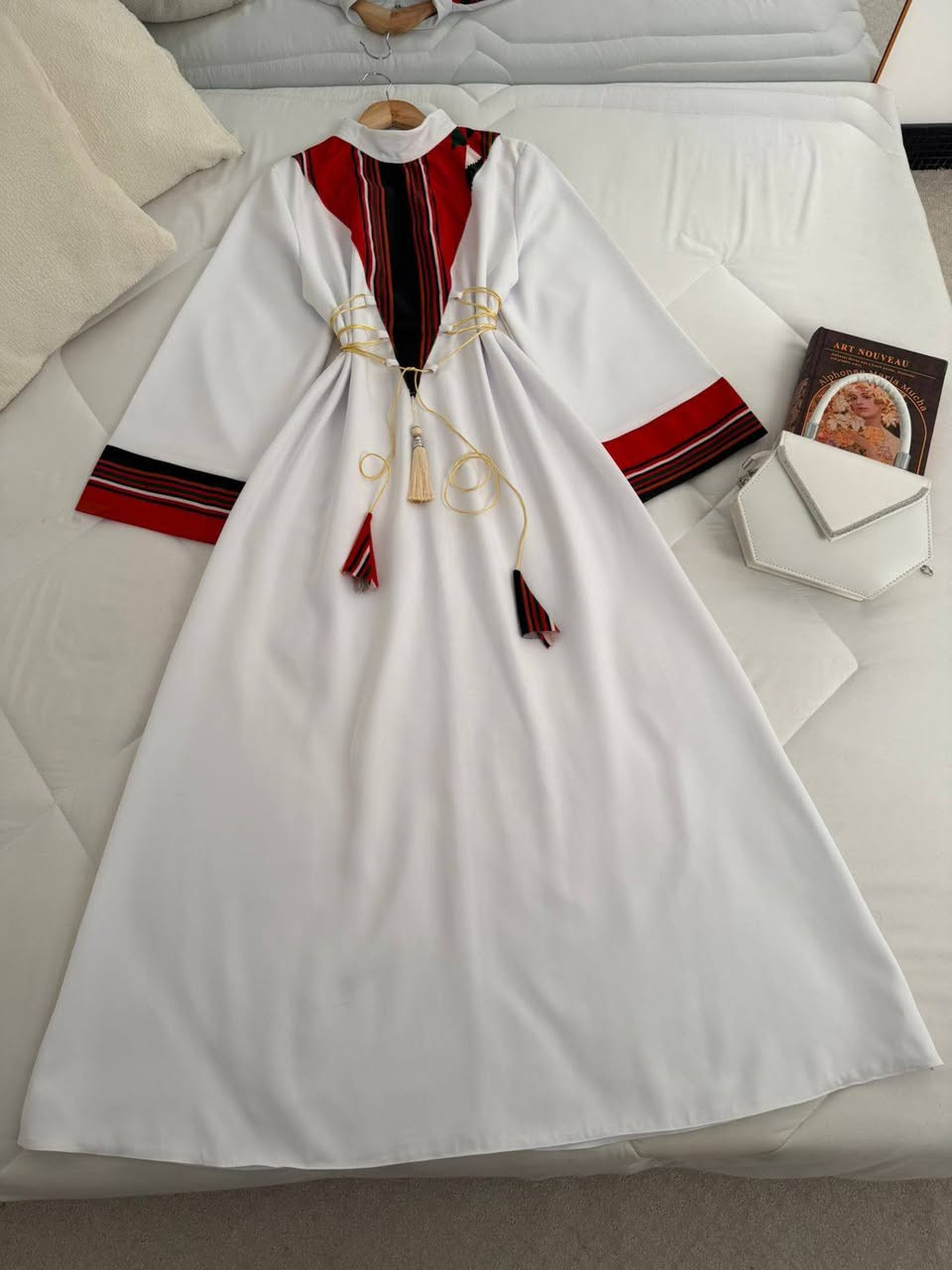 كولكشن  الرمضاني🍒✅
خامه-دابل
الالوان:- ابيض
38 40 42 44 46 48


**إذا كنت صاحب هذا الإعلان وتريد حذفه لأي سبب، رجاءا أرسل رسالة إلى الدعم الفني**