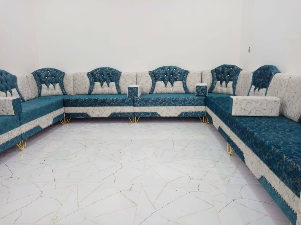بيت للرهن ١٠٠م ٢ركن على شارعين ١٠م طابقين بناء جديد موقع جيد بيه اربع غرف نوم النداء شارع المجمعات خلف مول بغداد مدة الرهن ٣ سنوات ٤٠ مليون للاستفسار موبايل *********** .اكثر تفاصيل البيت على الخاص
