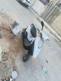 للبيع بيها خيط بخار بس من ديرلها دهن ريدها ب350 07715195314