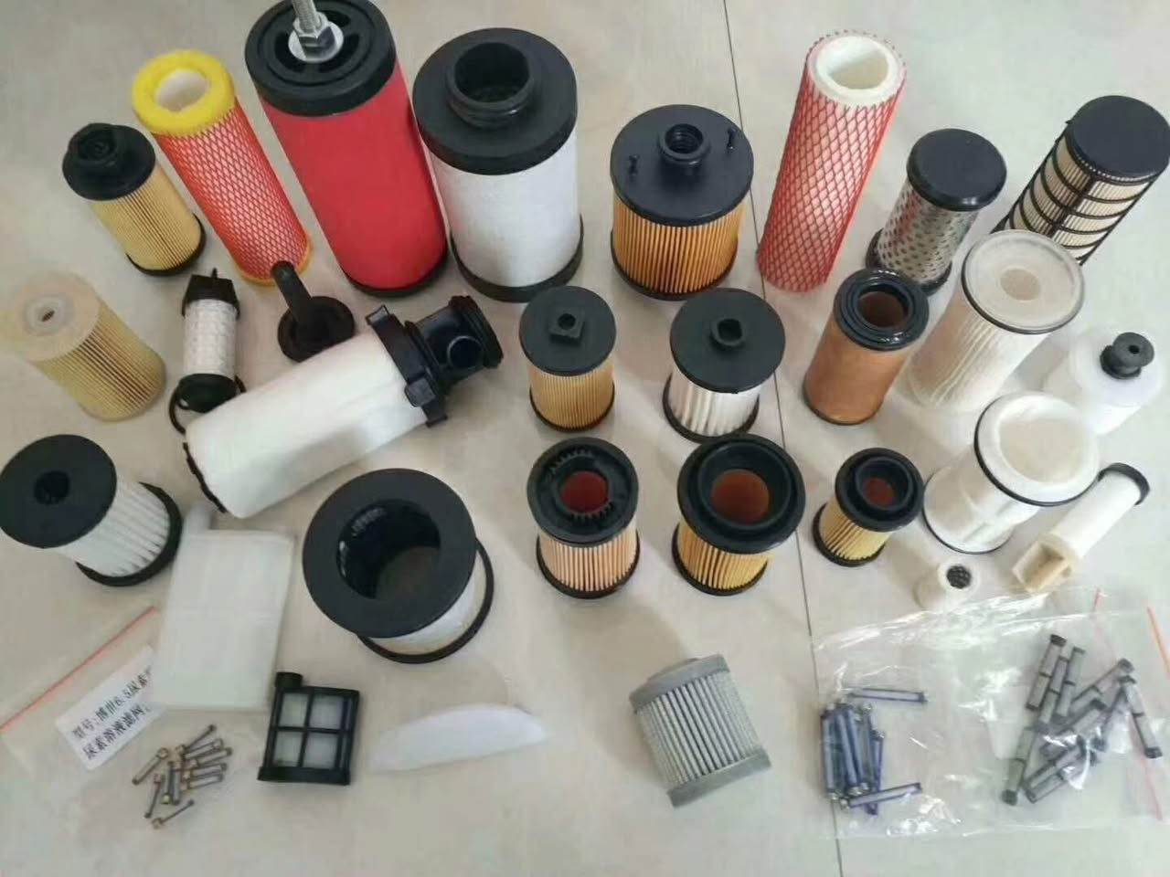 تتوفر الدينا جميع أنواع الفلاتر دهن + الهادروليك والشوت الجميع أنواع المعدات الثقيلة  
-  شفل - كريدر - بلدوزر - حفار - جي سي بي - 🏗️ رافعة شوكية 
الأستفسار الأتصال—  *********** 
وقت الدوام من 🕖من ساعه ثامنه صباحآ إلى ساعة ⏰ الخامسة عصراً 
اتصل نصل
