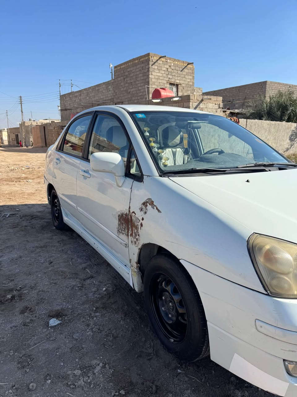 سلام عليكم ساسوكي مديل 2005السياره مكفوله من الضربه السياره مصبوقه عام جماليه مكينه وكير وحداديه جدد تبريد ‏ثلج تخم تاير السياره جاهزه من كلشي مكينه وكير كفاله مكان السياره البصره الهارثه قرب سيد سامي 
السنويه 2027￼ ￼رقم الهاتف ***********
السعر 55وبيهه مجال قليل البصرة, العراق
