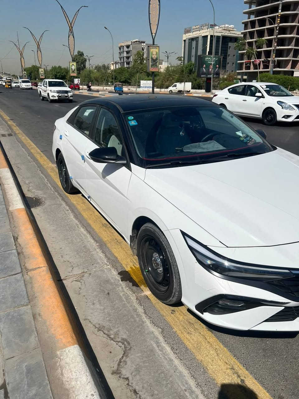 سلام عليكم الانترا تو كلر للبيع فقط موديل ٢٠٢٦ وارد خليجي محرك ٢٠٠٠ دوش فول مواصفات السياره كفاله عامه من كلشي ضمان شركة الاولى بعدهي داخل الضمان السياره ماشيه 11 الف راح اطب 12 مكاني بغداد مدينة الصدر ***********
