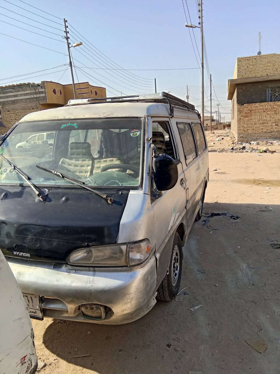 السلام عليكم هونده لبيع بلاديه كله السياره محرك ونجي 6محرك وكير جدد حداديه جديده سنويه ل28 جهازه كبل لشارع مكاني كربلاء حي العسكري ترهم مراوس بتكسي نضيفه سعره 25ورقه وبيه مجال بسيط رقم ***********
