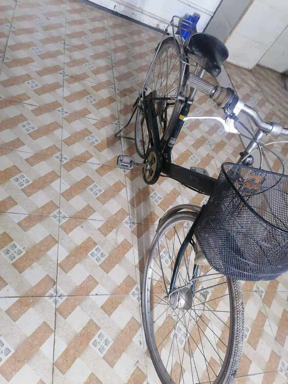 بابسكل   كير وحساس  ليت شغال  كله شغال  البيع السعر  اول تعليق  او اتصل ***********  ?
