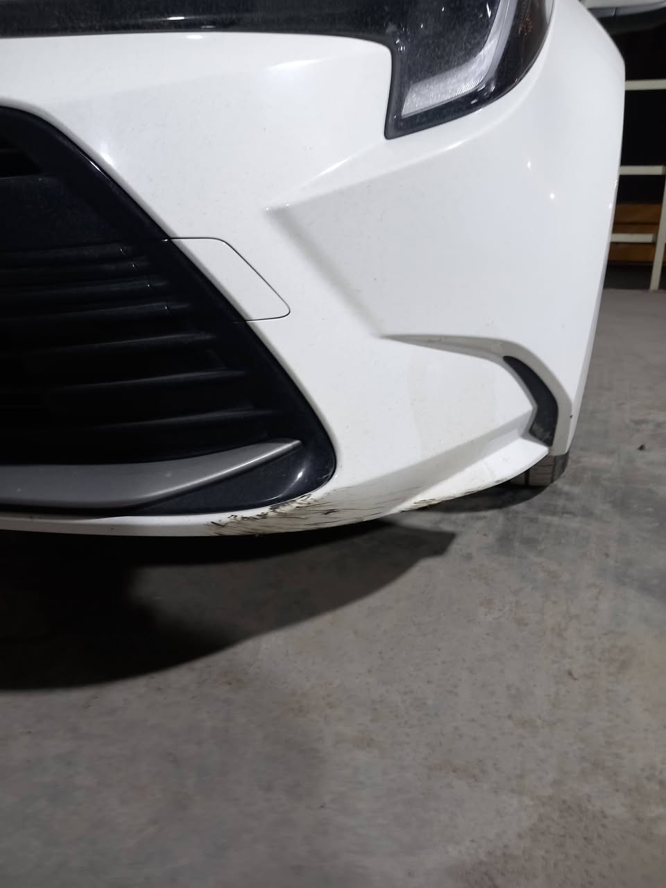 السلام عليكم من رخصه الادمن
كورلا هايبرد موديل 2025 تجميع صيني شكل الامريكي 

ماشيه:17الف km
موصفات السياره 
بصمه 
فتحه 
تحكم سترين 
شاشه جبيره 
هند بريك كهرباء 
كشنات مخمل اسود 
تحديد مسار 
اوتو هولد 
رادار امامي 
كامره خلفيه 
٣ مودات قياده 
بصمات ثنين 
سياره خير من الله وما ناقصه شي ابد يوجد تصليح pdr في باب السائق كما موضح بصوره  مأشر عليه وبيها بيها شخوط بلدعاميه الاماميه قليله مو عيب يعني 
مكان السياره بغداد الكفاح 
السعر/153ورقه وبيها مجال
الاستفسار 
 ***********
