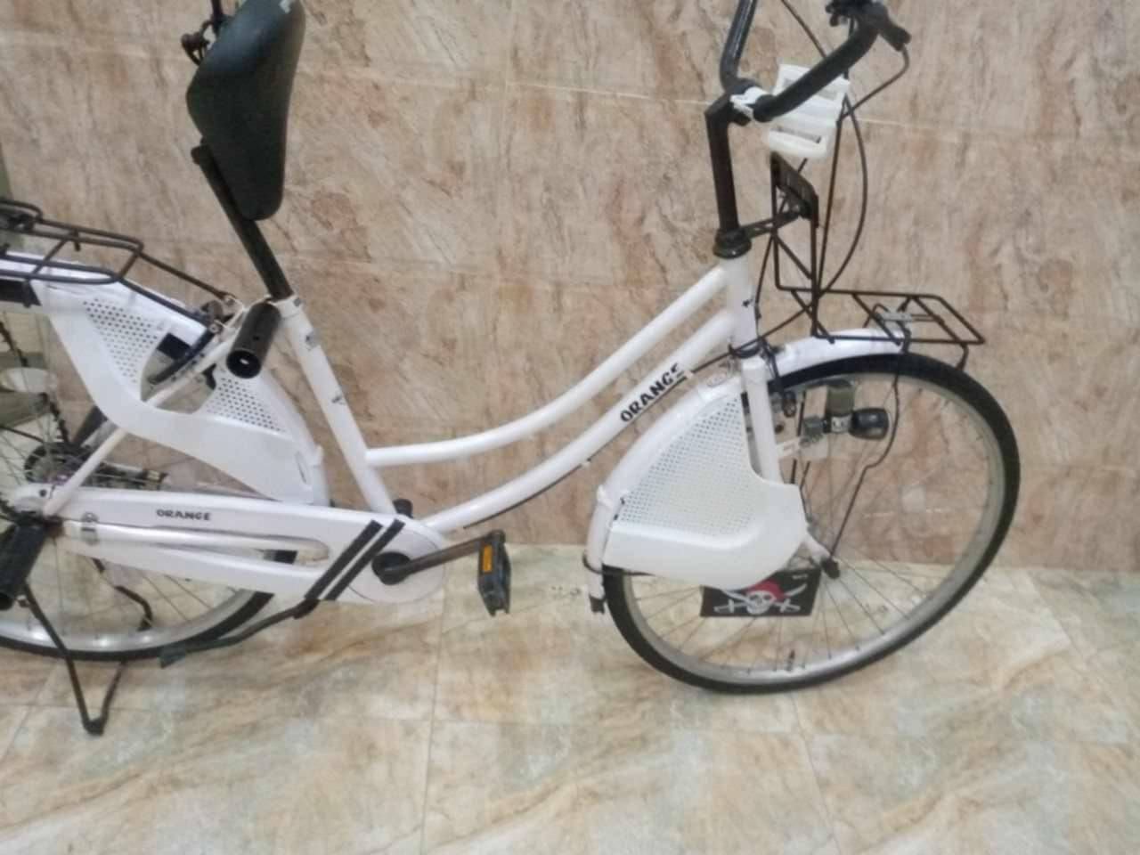 سلام عليكم بايسكل البيع نضافه 90/100 مكفول هوه وغراضه مكاني نجف سعر 135 وبي مجال  رقم وتساب ***********
