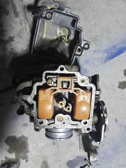 سلام عليكم غراض اصلية وعلى فحص مكاني بغداد حي الجامعة ***********بي واتساب
