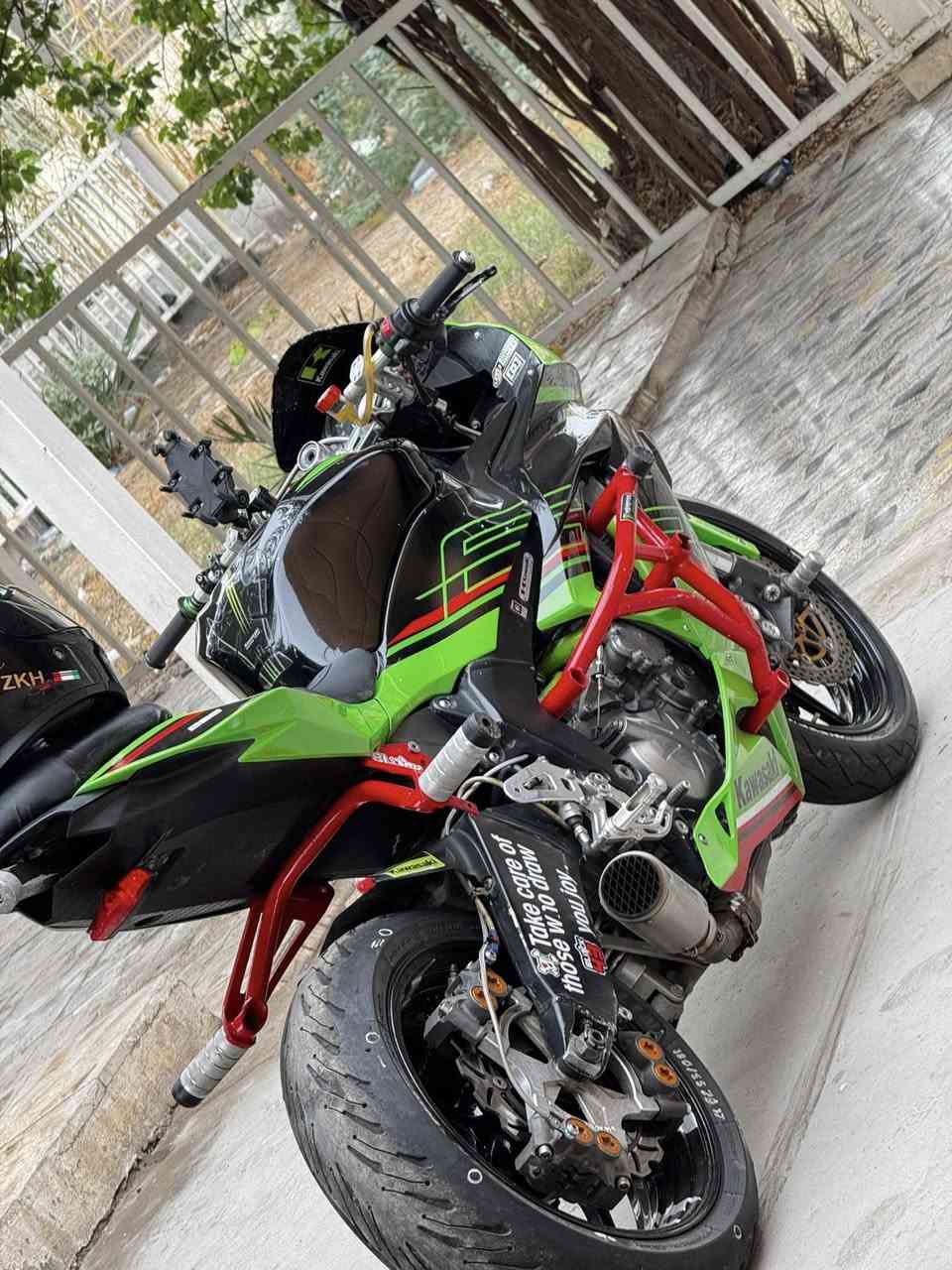 سلام وعليكم كاوسكي. 2016 مكينه كير كفاله. تزويد البيه كله اصلي ستيرن قطع فجوج برمبو. باقي تفاصيل خاص مكاني بصره. بيه فقط منفيس. ***********
