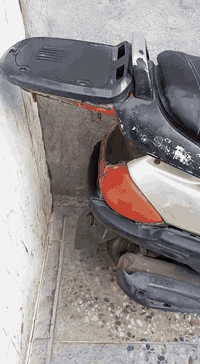 دراجه فضائي مكينه فراشه الدراجه كامله كهربائيات دبلات جديدة باتري جديد بيه كرنك  للبيع السعر خاص هاتف ***********
