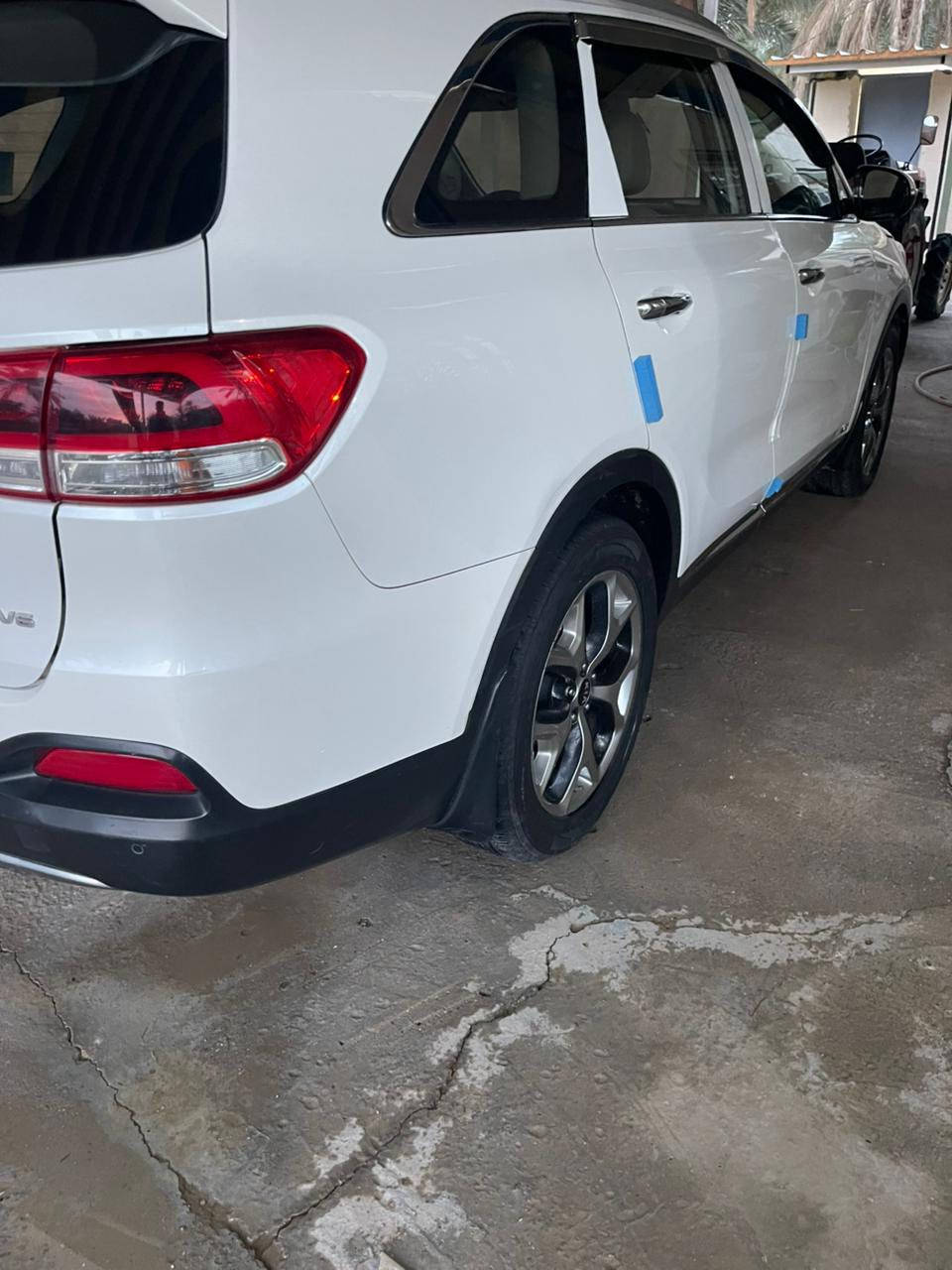 اللهم صلي على محمد وآلي محمد 
مقدمًا بالعافيه على الي ياخذها
للبيع سورنتو مديل2016 خليجي مكفوله كفاله عامه من زلغ 
سياره جديد بلاديه على وضع شركه  ستخدام شخصي 
ماشيه ١١١ حقيقي وشرط الفحص سياره بعد احلى من صور كلين 
محرك ٦ سلندر تبريد٣ قطع ٧ راكب فول مواصفات 
مكينه كير حداديه تبريد كله بشرط على وضع شركه بلاد إلف ما ذب عليهه جديد من كلشي برغي ما بيهه مفتوح شرط زيروً جديده
حساسات خلفي امامي بصمه شفط تحكمات شاشه كبيره كامره دواره  لد زنون ثلجي دبل دعاميه كشنات كهربائي جلد اشاير بلمري يدات نيكل تخم تاير جديده
بعد هواي بيهه مواصفات لون ابيض ثلجي صندوك كهرباء 
رقم بغداد دولي باسمي شخصيا تحويل مباشر
سعرها ٢٢٨ الي يشوفها غاليه يدعينه بل رزق

مكان تواجد بابل 
***********
***********
