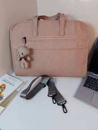 حقائب لابتوب مديلات راقية 💰 السعر: علق بأي كلمة ويوصلك السعر فوراً على...