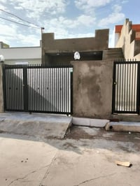 بيت للإيجار • منطقة فيلق • ١٢٠م