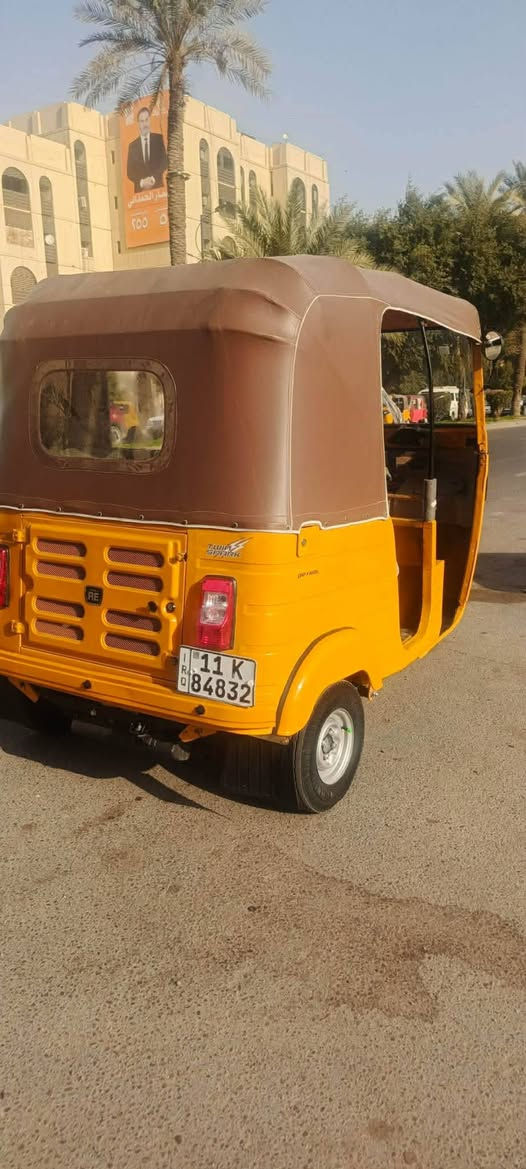 سلام عليكم تكتك للبيع موديل 20 التكتك مكفوله فقط بس الدويس معمره امانت تجي وتشوف تكتك نفس إلي بصوره مكاني بغداد شارع حيفا السعر 7,700 رقم ***********
