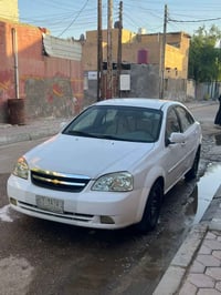 ٢٠١١ • بدي نضيف • كهربايات شغاله