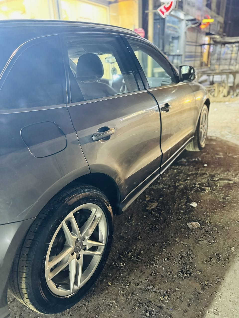 Audi Q5 SLINE V6
موديل 2016
ماشيه 150
***********
