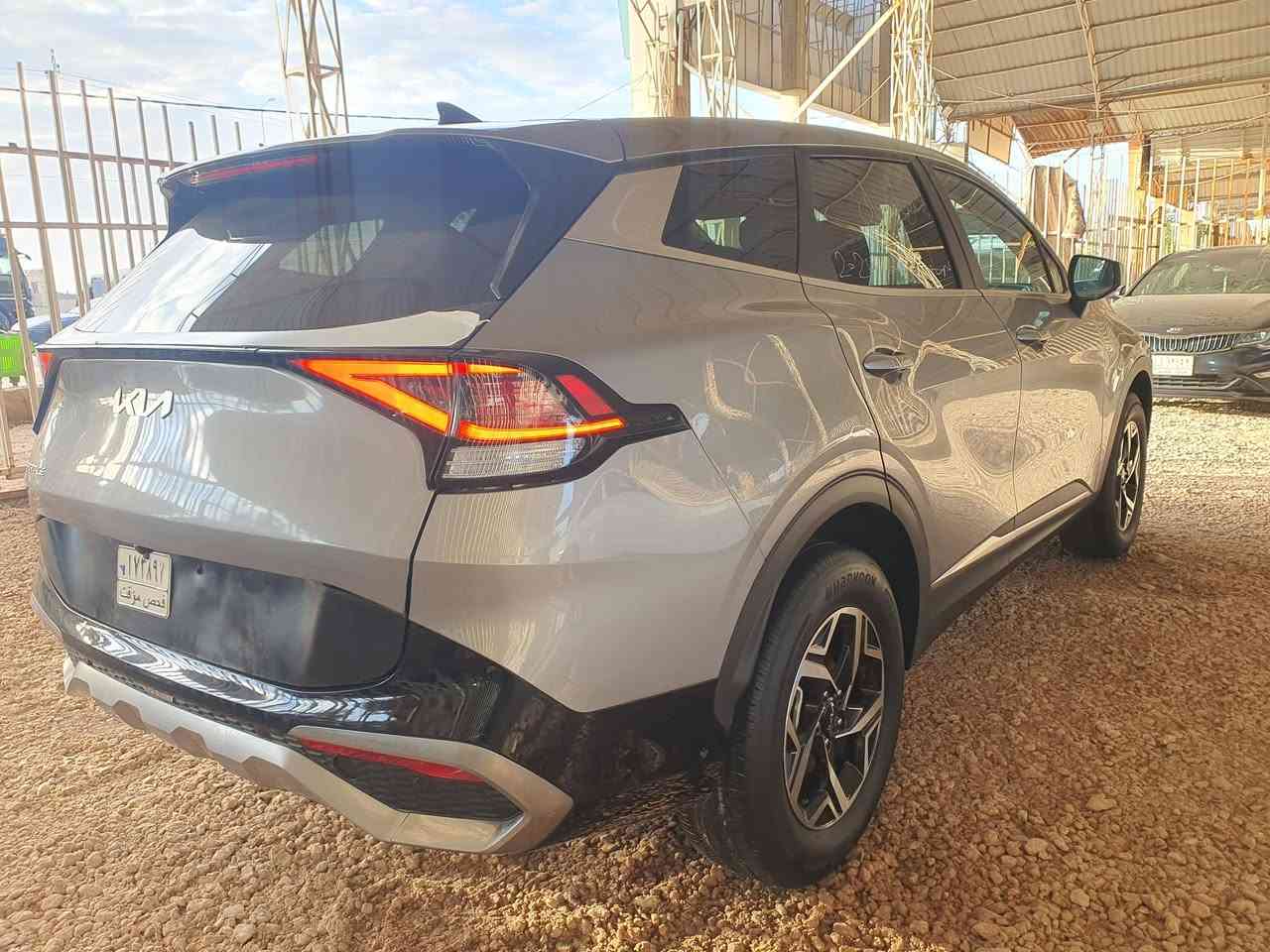 سلام عليكم 
كيا سبورتج للبيع مديل (2024 ) 
وارد أمريكي ضرر فقط صبغ القبق الجنطه 
والباقي كفاله عامه 
داخله كتاب شهداء مرقم مثنى 
سعر ( 195$) بيه مجال 
الأتصال (***********)
