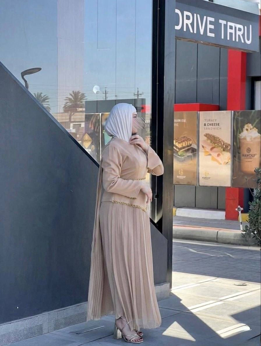 فستان ملكي للمناسبات والاعراس 💖
بسعر مناسب جداً 
السعر 28الف فقط
خامة دابل & شيفون
38-40-42-44-46-48


**إذا كنت صاحب هذا الإعلان وتريد حذفه لأي سبب، رجاءا أرسل رسالة إلى الدعم الفني**