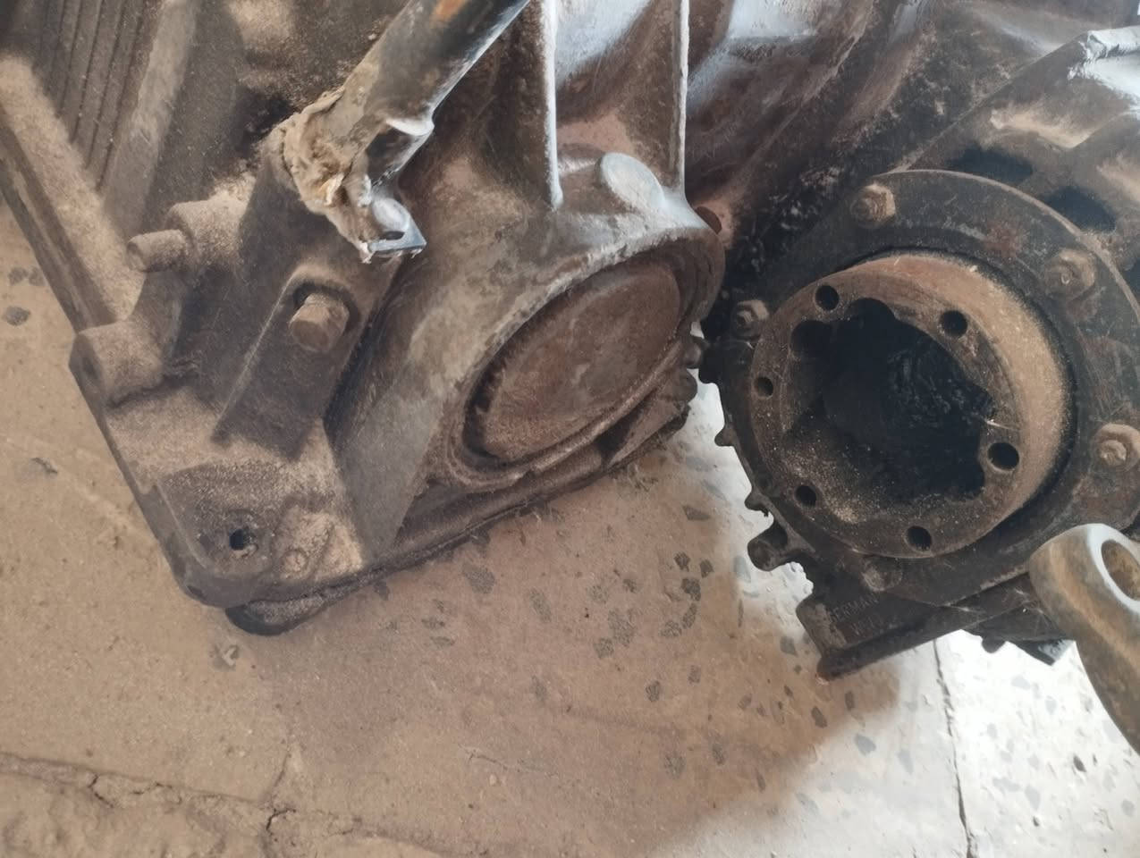 من رخصة مدير الكروب...للبيع. كير اوتوماتيك ميكانيك مال كولف عظم شغال بي خلل بسيط دشلي مسحوك يتبدل للاستفسار ***********
