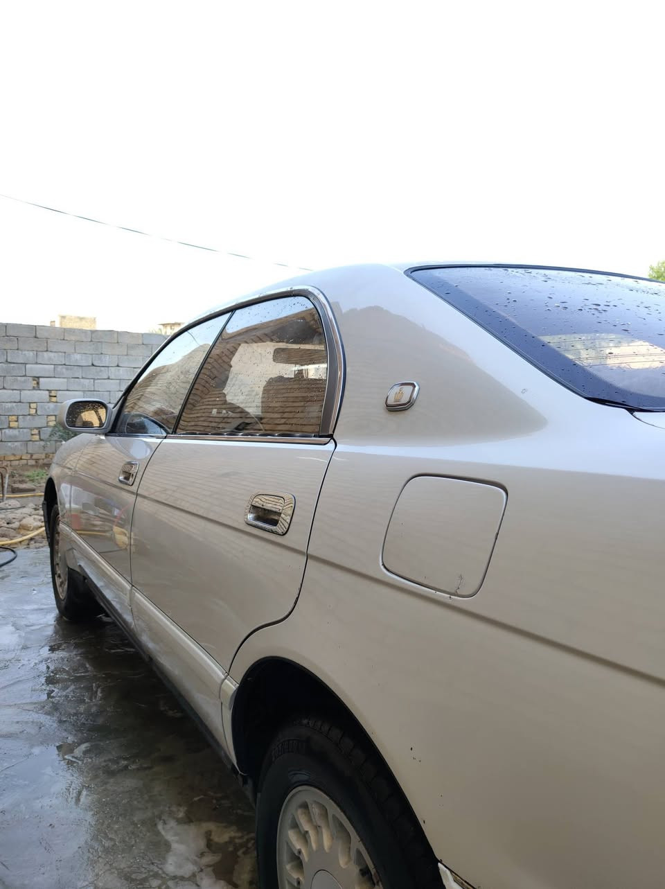 بسم الله الرحمن الرحيم 
اللهم صلِّ على محمد وآل محمد 

. 
سلام عليكم 
سياره بطه كراون موديل 1994 يعني موديل 94 رقم بصره مشروع وطني بسمي مداور ثاني يوم سياره مكفوله من الضربه والصبغ ما عدا الجاملغ الايمن مرشوش نفسه 
مكفوله كير مكينه ومكفوله عيب شرعي كصه اصوليات من كلشي مكفوله 
سياره كير مكينه كهربائيات تبريد ثلج كلشي شغال 
سياره جديده مال جناي وبالعافيه على ياخذها 

🔴السعر 72 وبيها مجال للطيبين 
مكاني ناصريه
ما موجود فيس  
للتواصل
***********
بي واتساب
