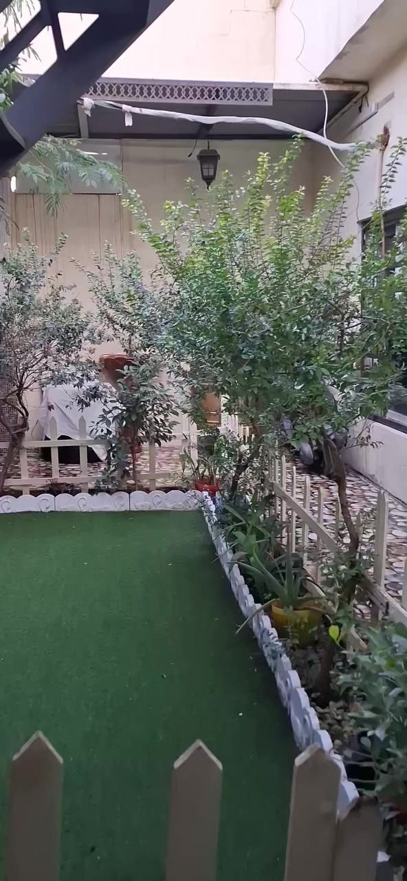 اعلان🔔دار للبيع طابو صرف بأسم شخص واحد 
مساحة200 متر طابقين 
الموقع ♦️كركوك شارع عبد الرحمن قرب حي الجامعة ✅✅
يتكون الدار 🏠 
الطابق الثاني :كراج ▪️حديقة ▪️مدخل استقبال▪️مدخل مطبخ▪️غرفتين منام ▪️صحيات
الطابق الثاني:غرفتين نوم ▪️صحيات ▪️هول داخلي▪️استقبال▪️مطبخ
السعر 157 مليون وقابل للتفاوض
✅ احصل على منزل أحلامك معنا، نحن مكتب عقاري موثوق ومتخصص في تلبية احتياجاتك السكنية
لاتتردد في زيارتنا او الاتصال بنا •                                         👑جنة الامل للعقارات 👑
 📞***********  ابو جنة
📞 *********** ابو يوسف
 📞***********  احمد
الفرع الأول : دوميز منطقة ال 55 مقابيل #تانكي #دوميز
الفرع الثاني : حي الواسطي مقابيل #باب اللواء ٦١ وقرب # تقاطع #الاصدقاء
                    #صفحة #المكتب 
https://www.facebook.com/profile.php6&mibextid=ZbWKL
