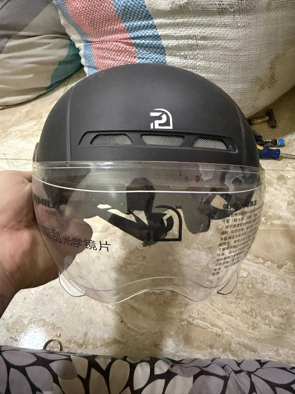 السسلام عليكم خوذه بهل شكل جديده نطونا سعر وبلعافيه


**إذا كنت صاحب هذا الإعلان وتريد حذفه لأي سبب، رجاءا أرسل رسالة إلى الدعم الفني**