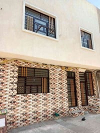 فرصه استثمارية دار للبيع على شكل مشتملات معزولة حريه الاولى دور شوون ب...