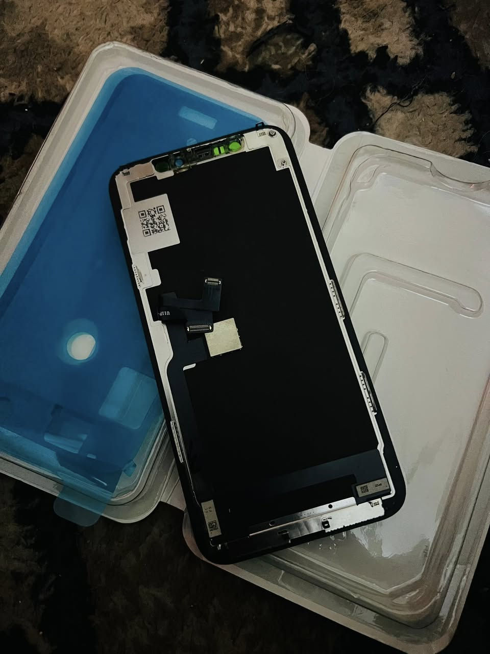 شاشة iPhone 11pro فقط ، تفصيخ جهاز
توصيل موجود ***********
