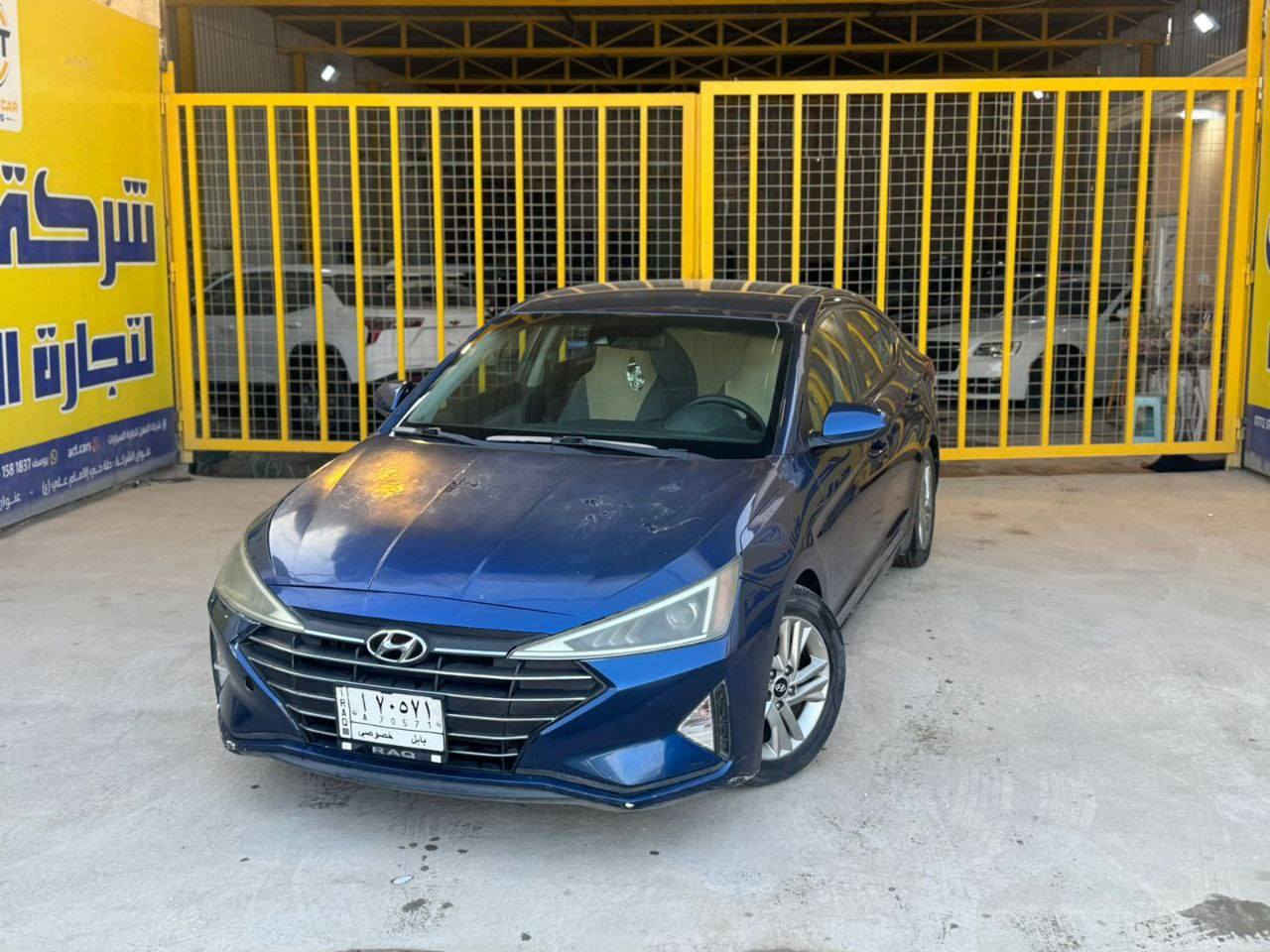 السلام عليكم 
للبيع النترا 2020
حادثه السياره بنيد فقط
رقم بابل تحويل ثاني يوم 
موصفات السياره  نص فول
شاشه . تحكم استيرن.  كامره. ويل كب رادارات جانبي ٣انضمه قياده سبورت.ونورمل وايكو.  مانع انزلاق. مثبت سرعه  سياره احله من صور ومال بيت
سعر السياره 130 وبيه مجال 
الرقم لاستفسار 
 *********** 
مكان السياره حله
