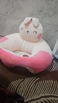 مسند طفل • جديد • للبيع