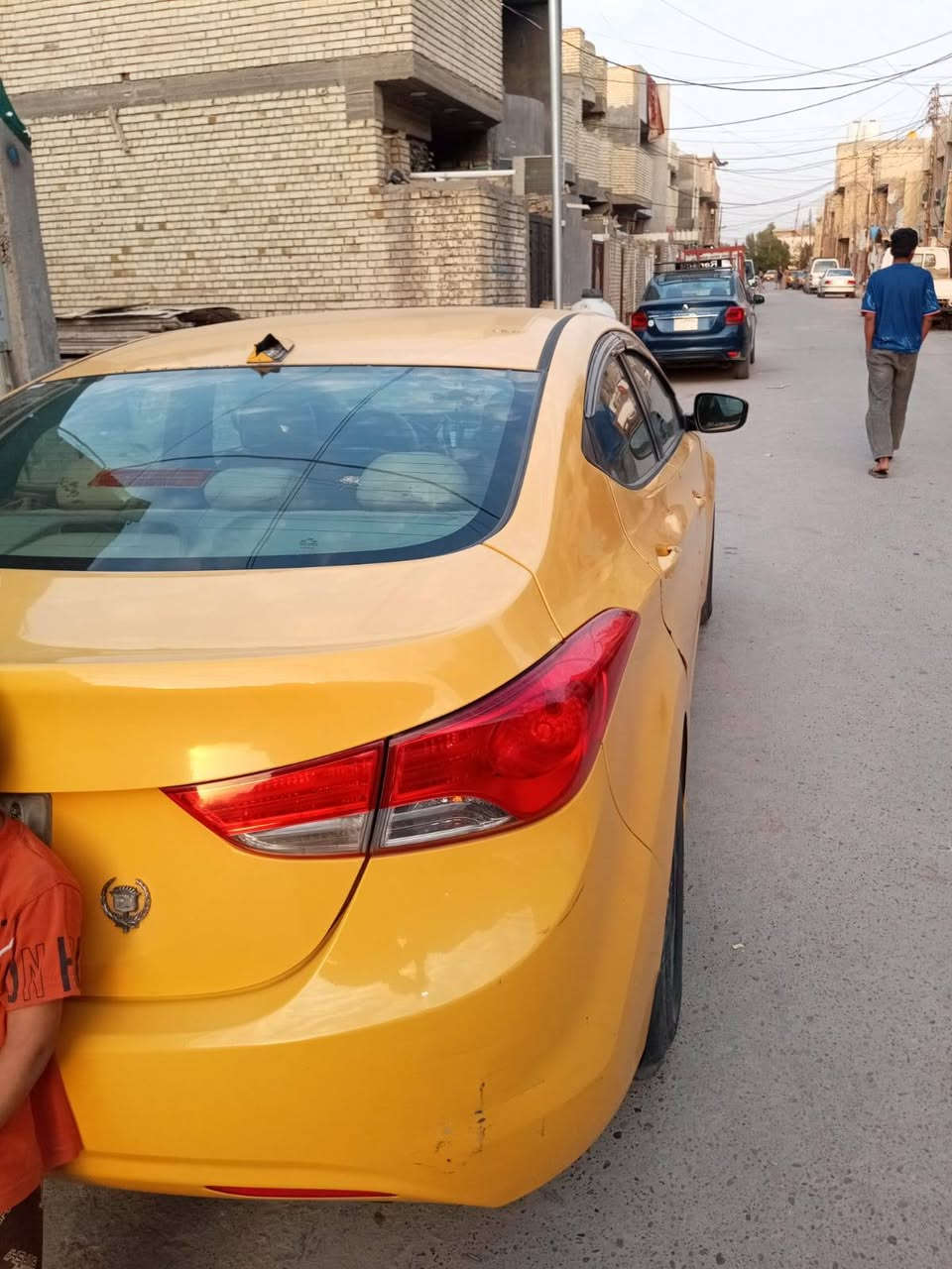 سلام عليكم الانتر وارد أمريكية  2013 
سياره بسمي. الحادث هلال جاملغ خلفي 
وسياره عل سونار 
***********
