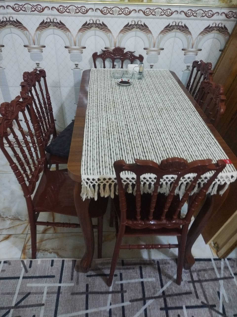 ميز طعام ٦ كراسي جديد ١٩٠
كربلاء حي الوفاء


**إذا كنت صاحب هذا الإعلان وتريد حذفه لأي سبب، رجاءا أرسل رسالة إلى الدعم الفني**