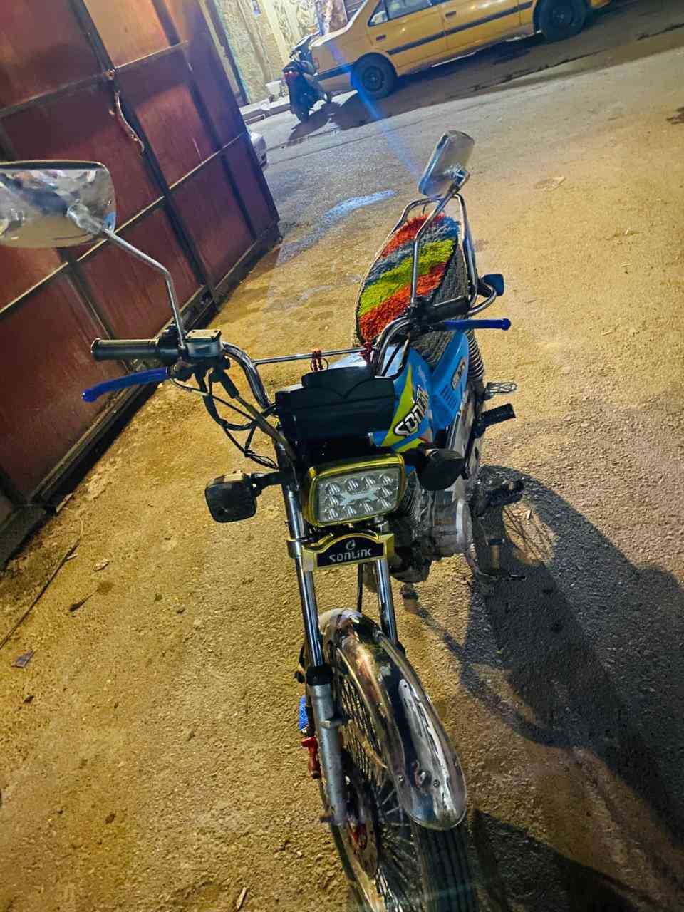 سلام عليكم دراجه سافان موديل 2023 اوراق دراجه نضيفه مال شغل تفاصيل اكثر بل خاص بغداد غزاليه سعر 550 وبيه مجال شي بصيط *********** وتساب
