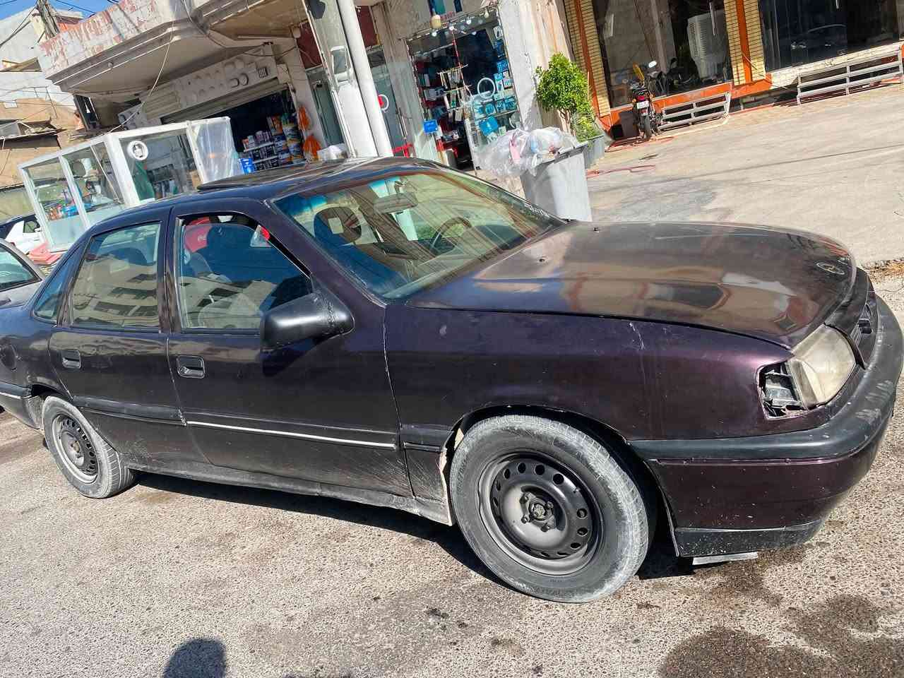 سلاو ريز
ئه و ڤيكترايه بؤ فرؤشتن مؤديل 1991 مه كينه 20  تازه حام كرايته وه واجيهه يه گيرو مه كينه ى به شه رت  ئيرفلؤشى به شه رت سلايته و كاره بايه تى به شه رت سه ياره كه خاوينه قه لوقؤپى نيه سحرى (18) وه ره قه و مه جاليشى تيدايه 

***********
