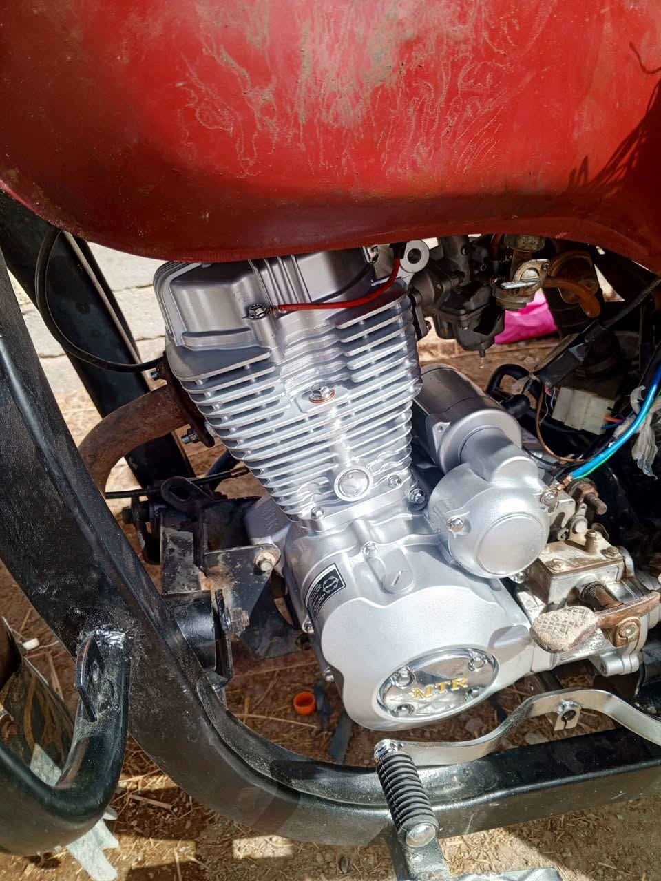 سلام عليكم ستوته جمره للبيع كامله كهربيات مكينه ما ماشيه كيلو وراق بسمي مكفوله من كلشي المكان الناصريه سوك الشيوخ السعر مليونين وبيه مجال قليل الرقم ***********
