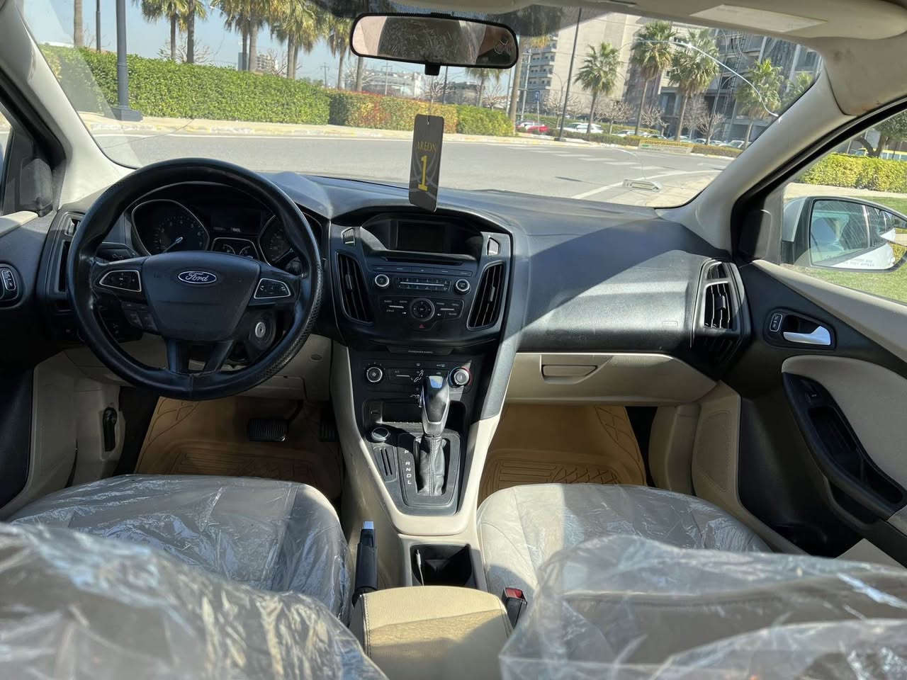 فۆرت فۆكس ٢٠١٦ بل پاكەت هەتا برێی پاكو خاوێنە گێر مەكینە تەقە رەقە هەمویی هەموی بەشەرت تەحویل رەقەم بەشەرت مواسەفاتی ٤ جام كارەبای ناو زەرد ویل شاشە وەكو سبوغ یەك پارچە سبوغە بێداخیلی بێ ئێرباگ 
نرخ:78 مەجال
رقم:*********** أربيل, العراق
