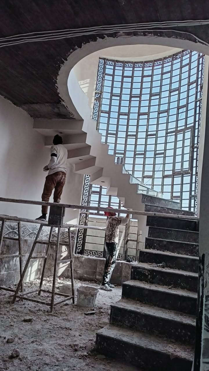 سلام عليكم / متفرغ جاهزين العمل/ كادر لبخ جص من الموصل شقل  عل مسطره /تريد المصرف عليه تريد المصرف عليك طباخنه ويانه / ***********//
