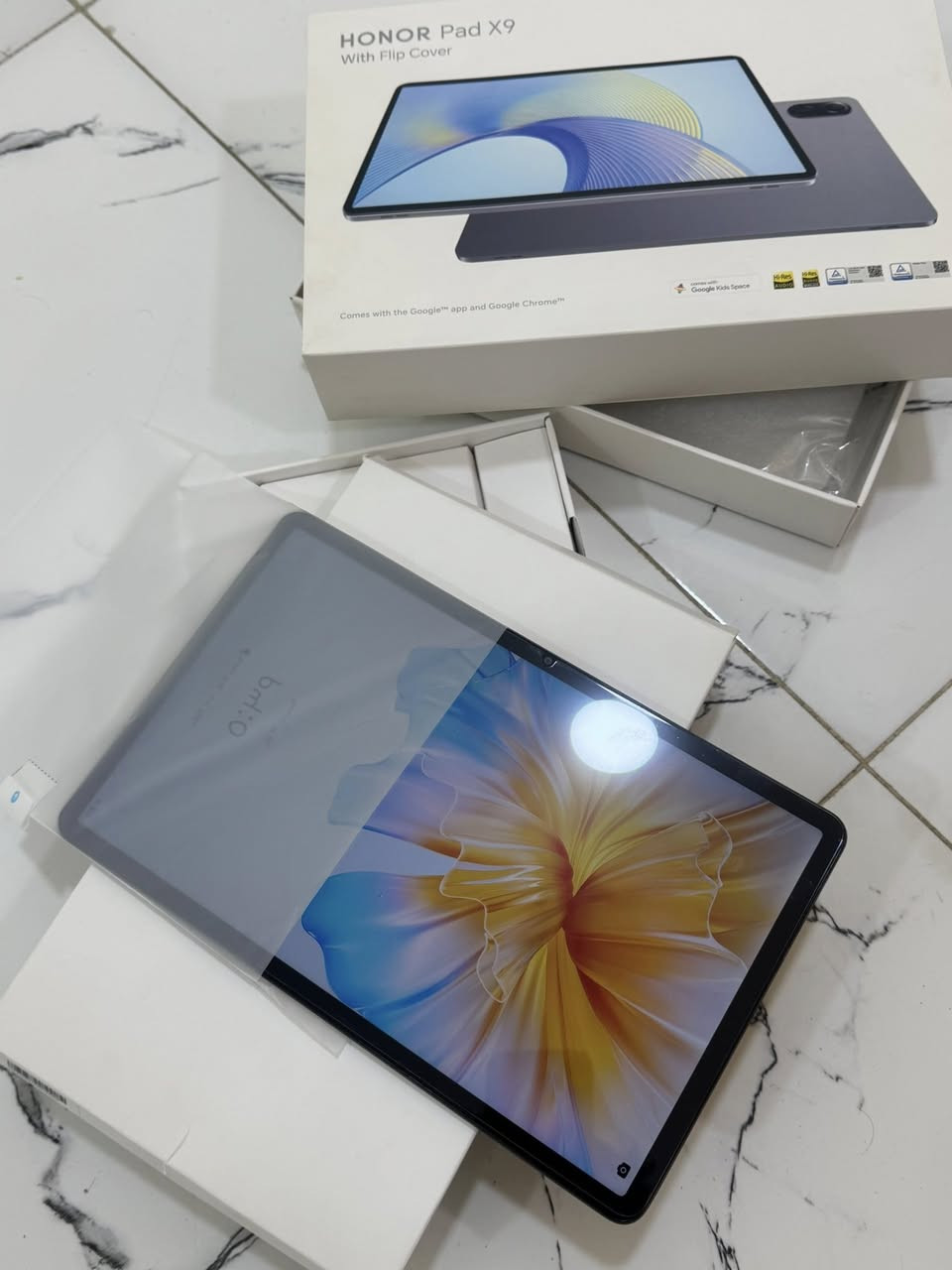 سلام عليكم ايباد لبيع فئه x9 اضبط فئه وجديد بشكل مستعمل يومين فقط  الاستفسار *********** مو شراي لا يراسل
