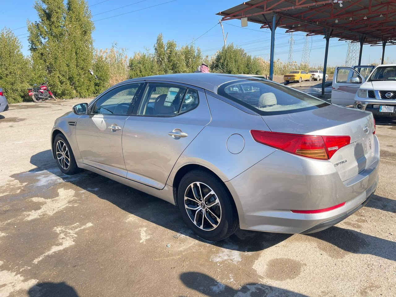 سونار مرفق بل منشور
خليجي ٢٠١٢
تبريد شغال
شفتاة ستيرن 
تبريد قطعتين
المرايات شفط
تحكم استرين
مانع انزلاق 
تخم تاير
محرك كفاله لاتنقيص ولاتبخير
كير كفاله 
رقم مثنى نكليزي 
سنويه تنتهي ٢٠٢٨
مداور ثاني يوم 
مكان السيارة ذي قار الرفاعي 
السعر١١٦وبيه مجال حك جيه
الاتصال ***********
