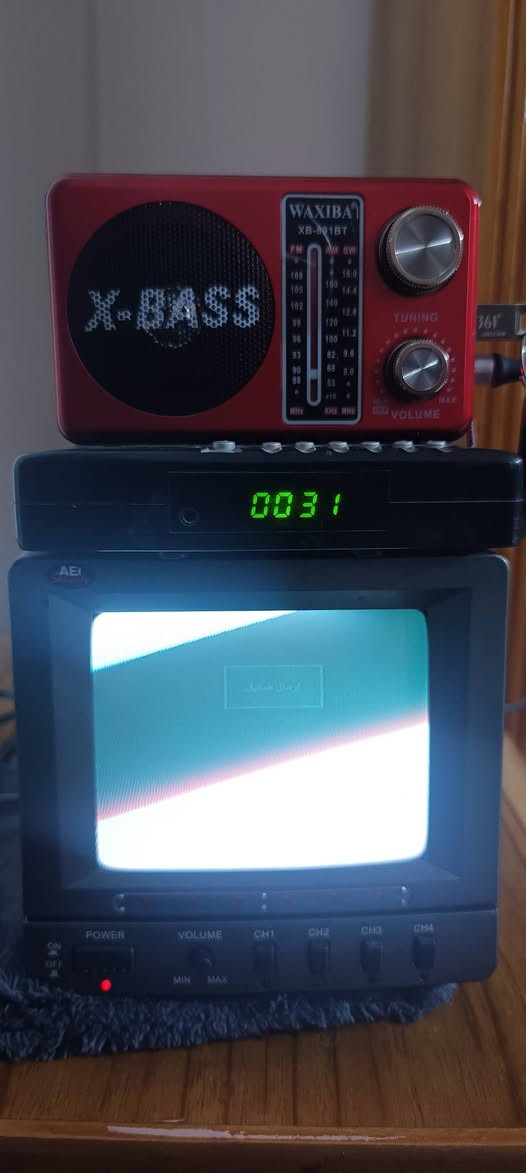 تلفزيون عدد 2 شغالات  سعر القطعه 25


**إذا كنت صاحب هذا الإعلان وتريد حذفه لأي سبب، رجاءا أرسل رسالة إلى الدعم الفني**