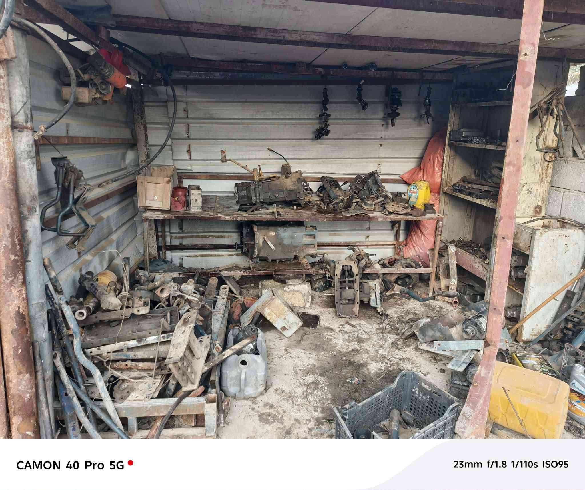 سلام عليكم ورحمة الله وبركاته يوجد للبيع تفصيخ مال كابوته كير إكسل امامي و خلفي هودروليك يوجد بور ستيرن
موجود عدنه غراض مال كابوته كله ياباني الاستفسار على هاذ رقم *********** *********** المكان ديالى الخالص
