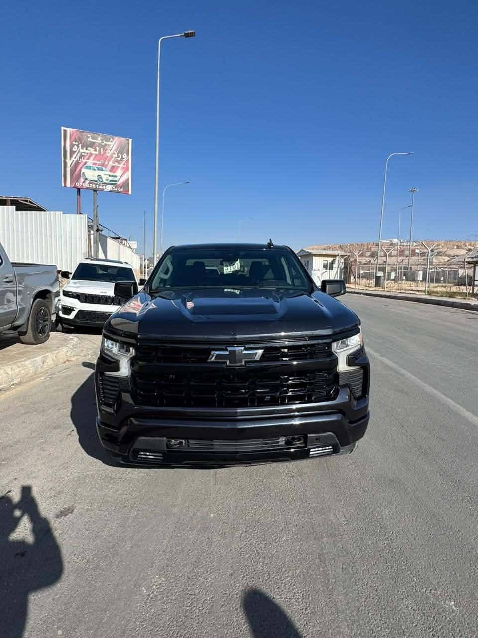 السلام عليكم
شوفرليت سلفرادوz71

موديل ٢٠٢٤

ماشيه ٢٠

صور تقرير مرفقه بل منشور 

مواصفات 

داخل تاهو 

شاشه 

كاميرا 

رادار امامي 

شفتات ستيرن

بصمه 
رقم اربيل

مكان البصره قضاء القرنه

استفسار ***********
