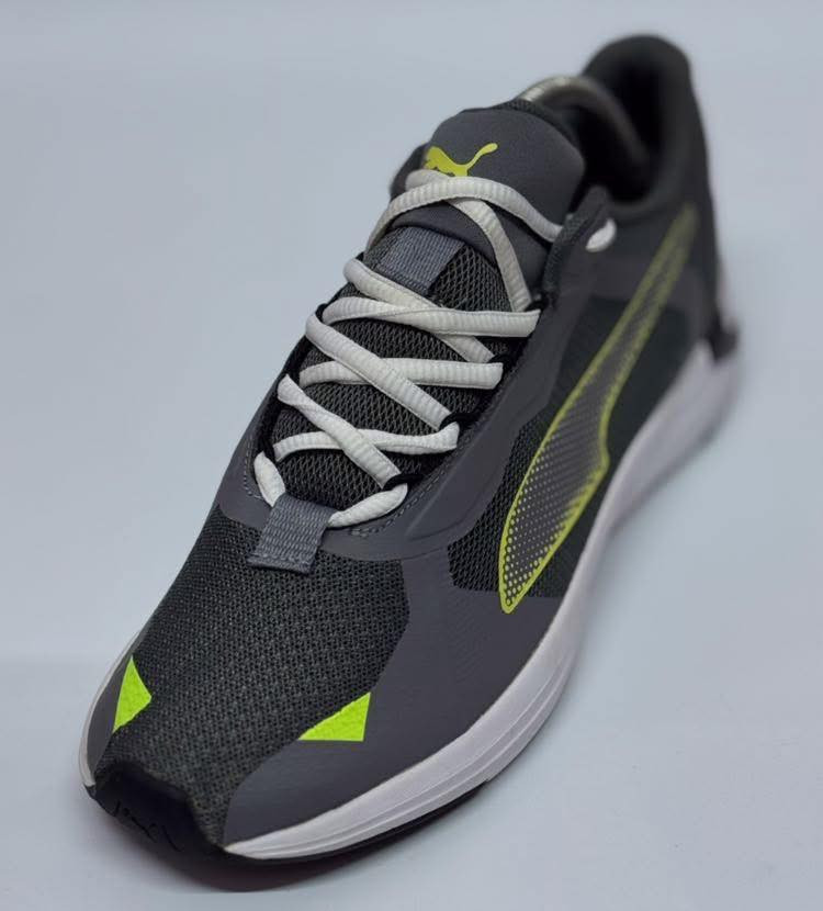 حذاء PUMA اصلي اورجينال نضافة 100‎%‎

قياس : 43
طول القدم : 27.5

———————————————-

يوجد توصيل 🚚 ( بغداد - محافظات العراق )

☎️رقم الهاتف : ***********

للحجز - دايركت
