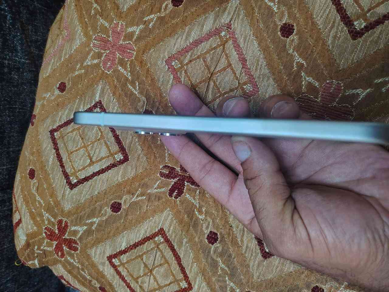 جهاز للبيع جهاز جديد ستعماله اقل الشهر شاحنته وكارتونته وياه بكاني الزعفرانيه سعره 350//***********
