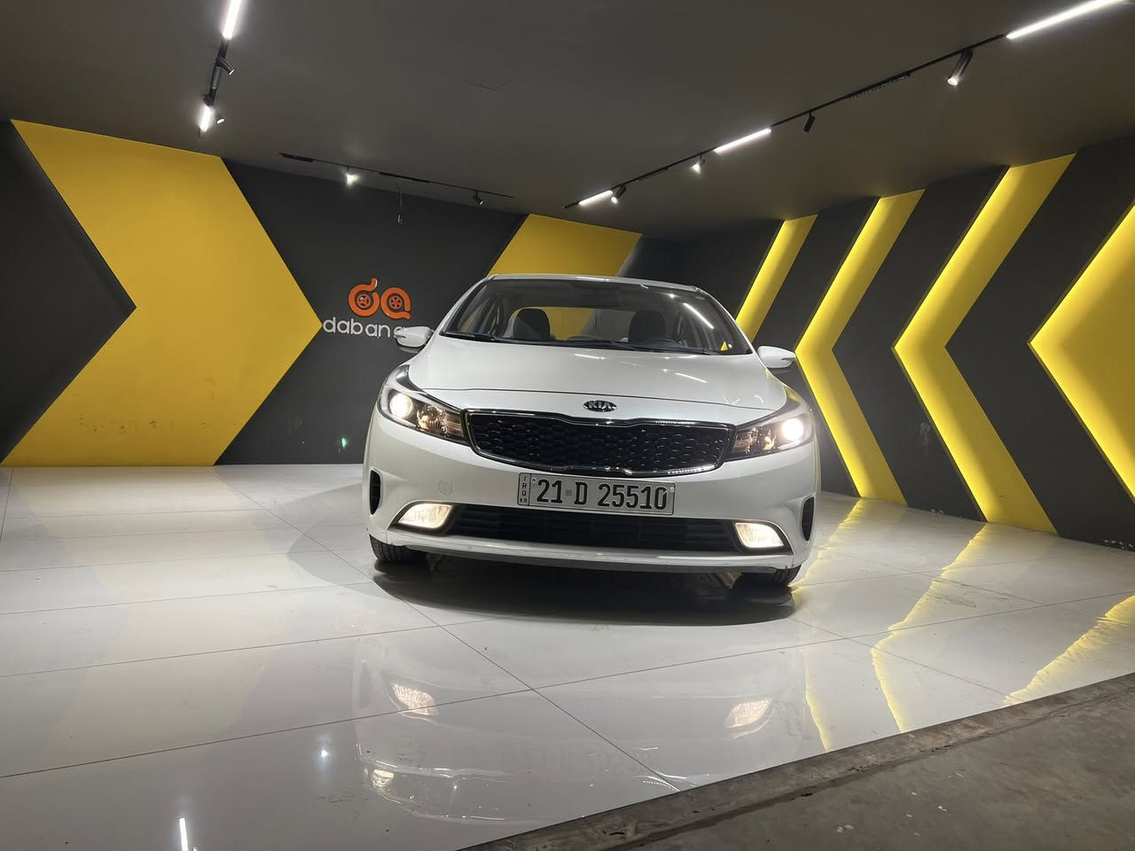 السلام عليكم للبيع سيراتو2017
محرك 1600دوش مامفتوح
ماشيه 86الف
حساس 
كاميرا
تحكمات 
بدون صبغ 
10سنتيم تعديل بارد هيلال  حلفي 
سنويه وارقام جديده
تايرات جديده
شرط تحويل 
سياره بسمي 
سعر 132$
ملاحظه فقط بيع
مكانها السليمانية للاستفسار فقط اتصال ☎️ 
***********
