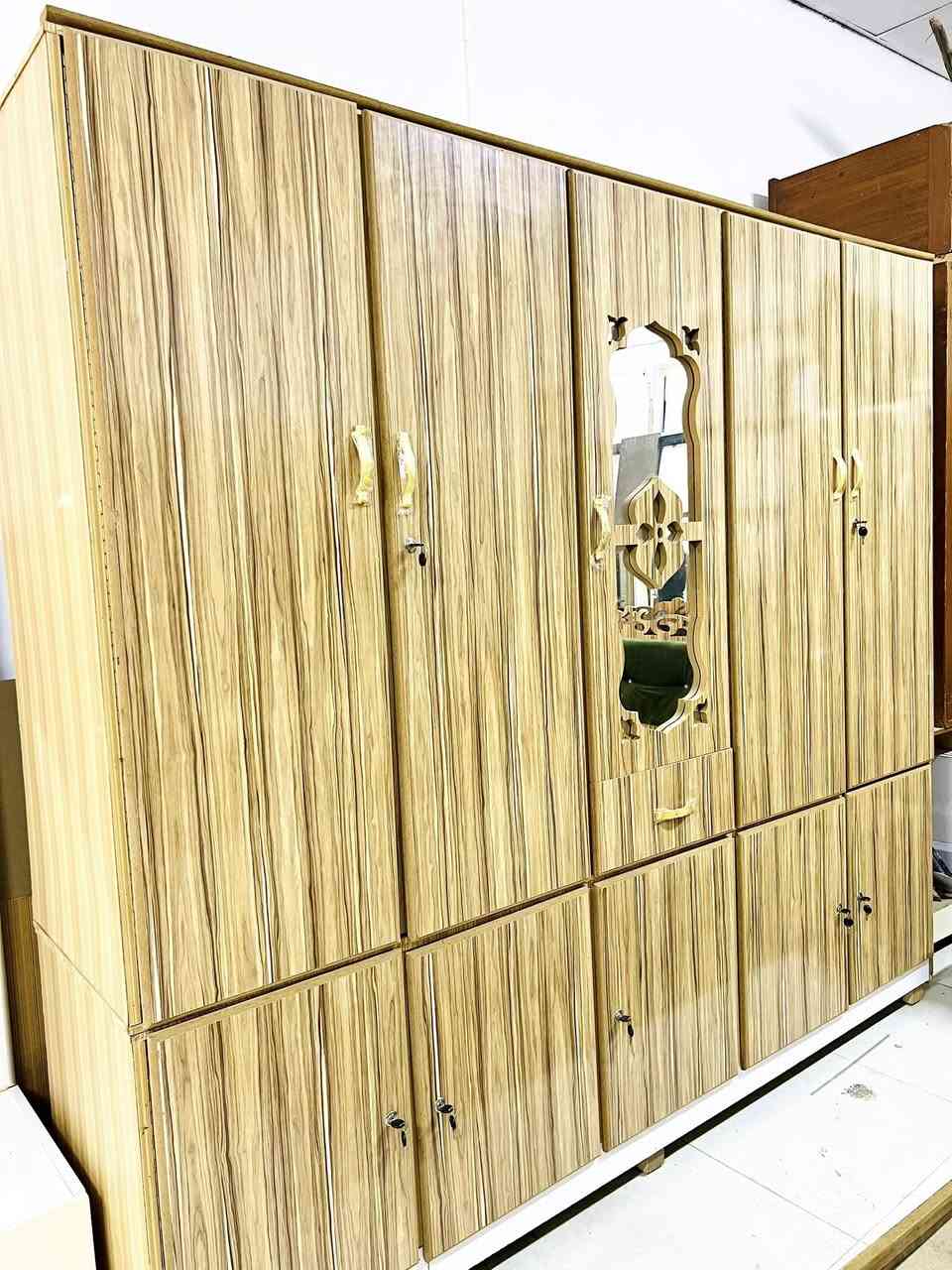 بلاش بلاش 
عربي كوردى #للبيع #بوفروشتن
غرفه نومتركي 6 قطع لوك سعر ( 350) مجال بسيط
ژور نوستن توركى 6 پارچه لوك نرخ (350) ومه جالى كه م
عنوان كركوك حي النصر
***********
***********
ملاحضه نشتري جميع انواع الاثاث المنزليه لدينا كادر توصيل وشد وفتح الغرف
چيت هه يه بو فروشتن وه ره چات كادرى گه ياندن وكردنه وه وبه ستنم هه يه
واتساب
