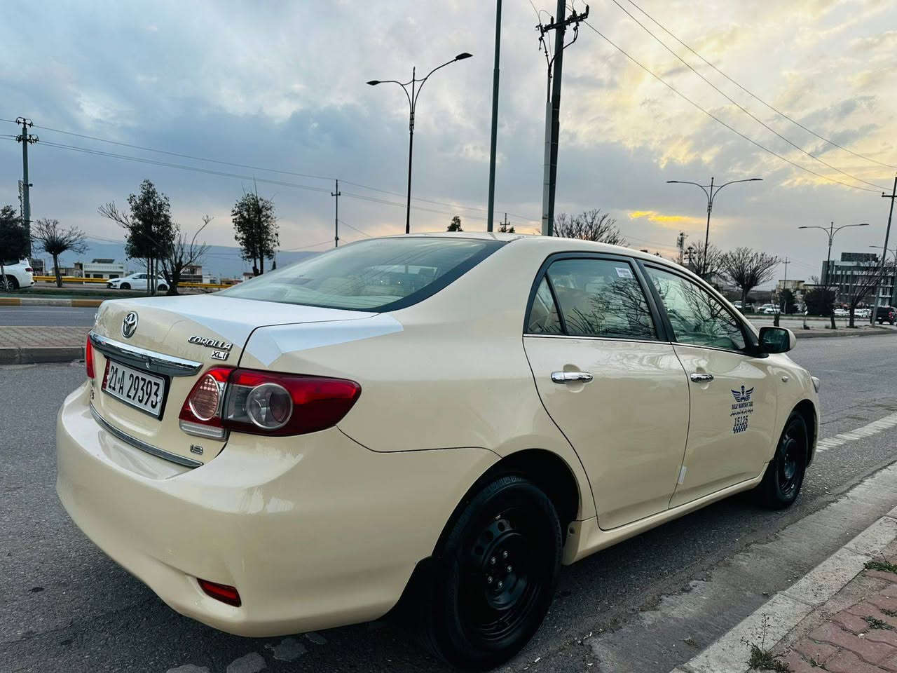 تۆیۆتا کرۆلا 2014 بیلاد تەکسی ئؤتؤماتیک مەکینە گەورە 
ڕەقەم سەنەوی ژینگە هەموی تازەیە تا ٢٠٢٩ 
سەیارەکە هیچ مەسروفێکی نیە
قرچی لای دەبەی ئاوەکەی هەیە 
٢ شوێنی زۆر بچوکی ساردە  

سعر : داوای بکە لە کۆمێنت ڕاستەوخۆ بۆت دێت 🤖 

گێڕ و مەکینە بەشەرت 
سەیارەکە ماڵی کاسبیە زۆر بێ کێشەیە 
تەقە و رەقەی تێدا نیە
 
بۆ زانیاری زیاتر پەیوەندی بە خاوەنی 

***********
