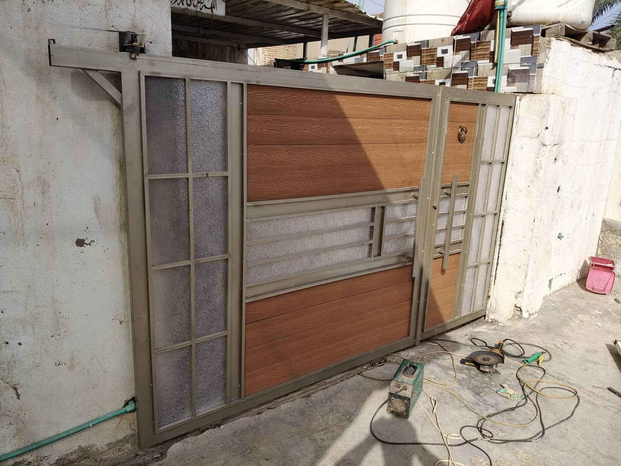 اختار النموذج العجبك وعوف الباقي علينة 🤝🏻⛓️‍💥

وخليك متميز وية حدادة سيف الوائلي 🧍🏻‍♂️

 سوي تاك لكل شخص عندة بناء  🚪

جايك بيدك ☕وجكارتك🚬 واستمتع بل صور 📸

اسعار خاصه لاصحاب البيوت الابنيه الكاملة 🏢

 معمل حدادة سيف الوائلي ابو أيليا 

لعمل كافه اعمال الحداده ابواب ـ شبابيك ـ كتائب ـ ابواب خارجية  - مراجيح 🔳🔨

 العنوان ـ كوت ـ حي الحكيم قرب المجسر 

تخفيضات»»»»
 ﷼» » سعر المتر ملم ونص تركي الشباك 40 الباب 45
﷼»  » سعر 2 ملم ثقيل تركي  الشباك 60 الباب 65 

الاستفسار مراسله الصفحه او اتصل ع الرقم
 التالي ***********
