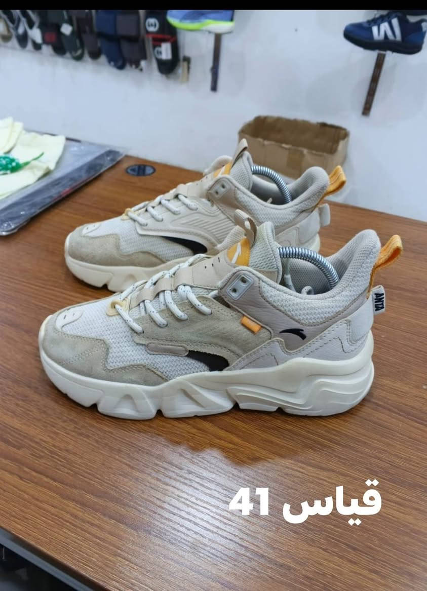 سلام عليكم احذيه باله تخفيضات
 نضافه فول القياسات عله صوره
سعر القطعه 15 مكاني ناصريه 
حي اريدو شارع مستشفى القلب 
الاتصال او مراسله عله صفحه ***********
